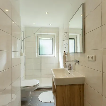 Sunny Apartment Linz